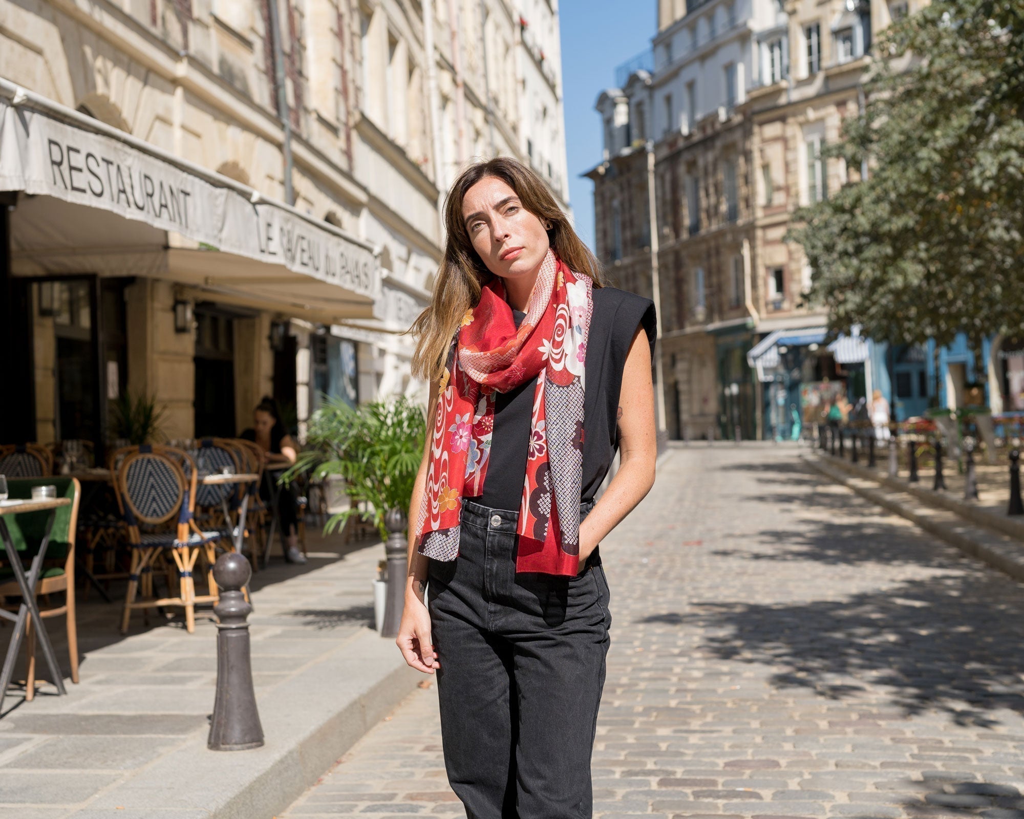 世界に贈る、日本のこころ ― ROSHA シルクストールで伝える想いのかたち