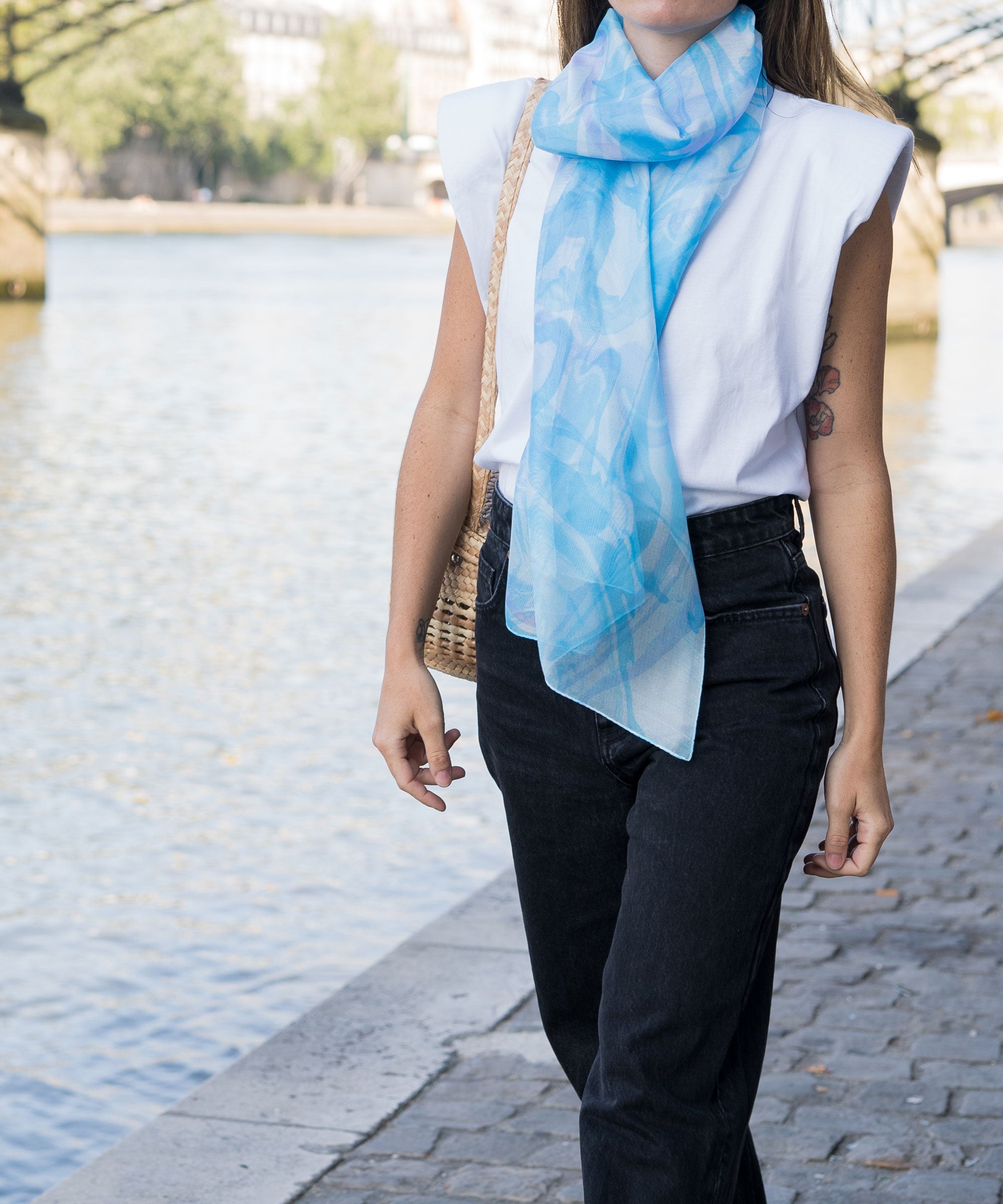 水の羽衣 バブルリングストール