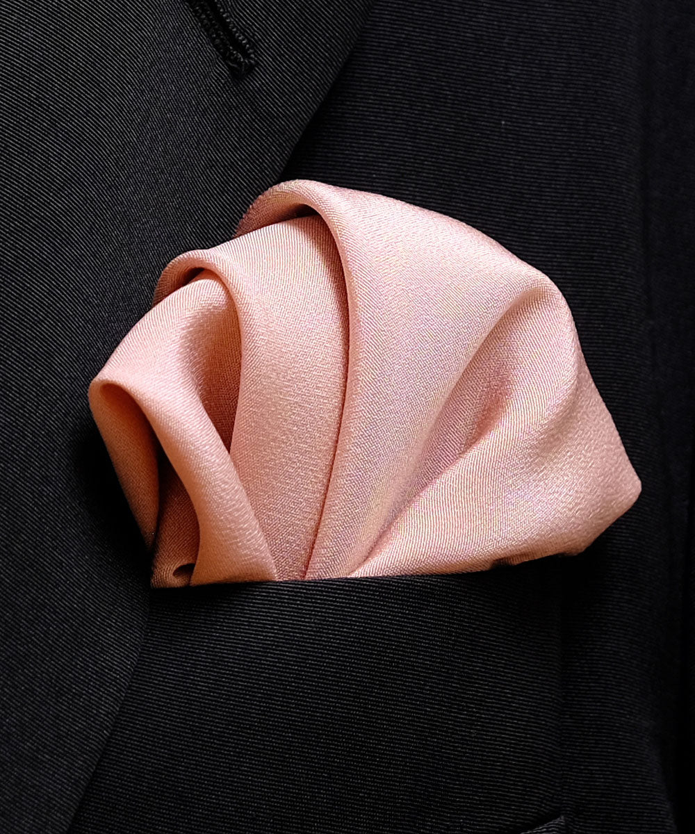 光と風のポケットチーフ