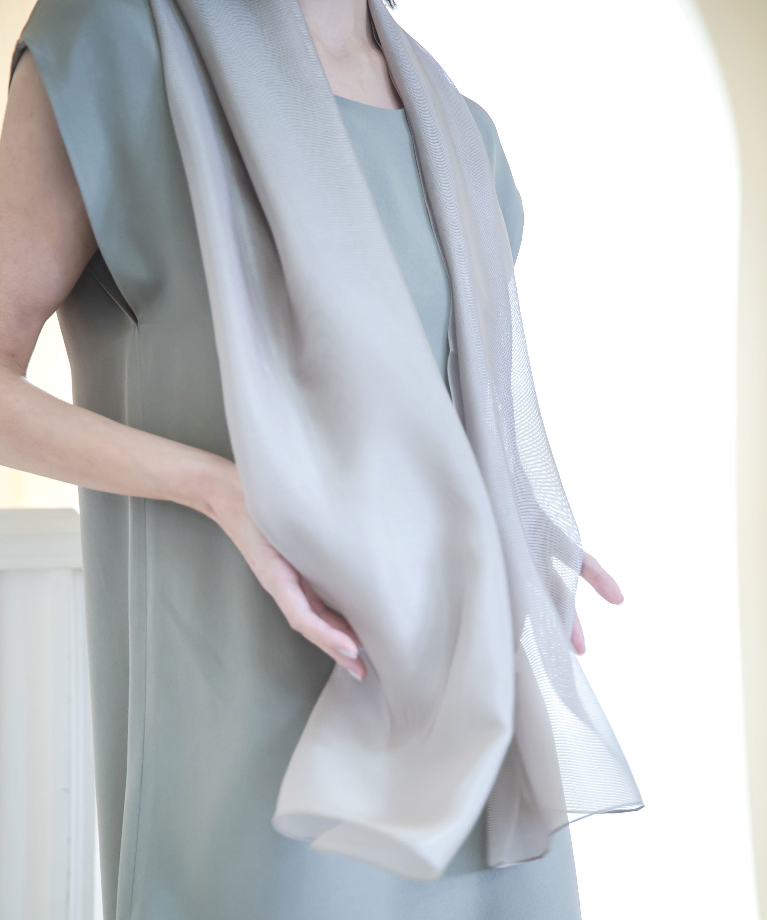 きらめく絽の色無地シルクストール スリム