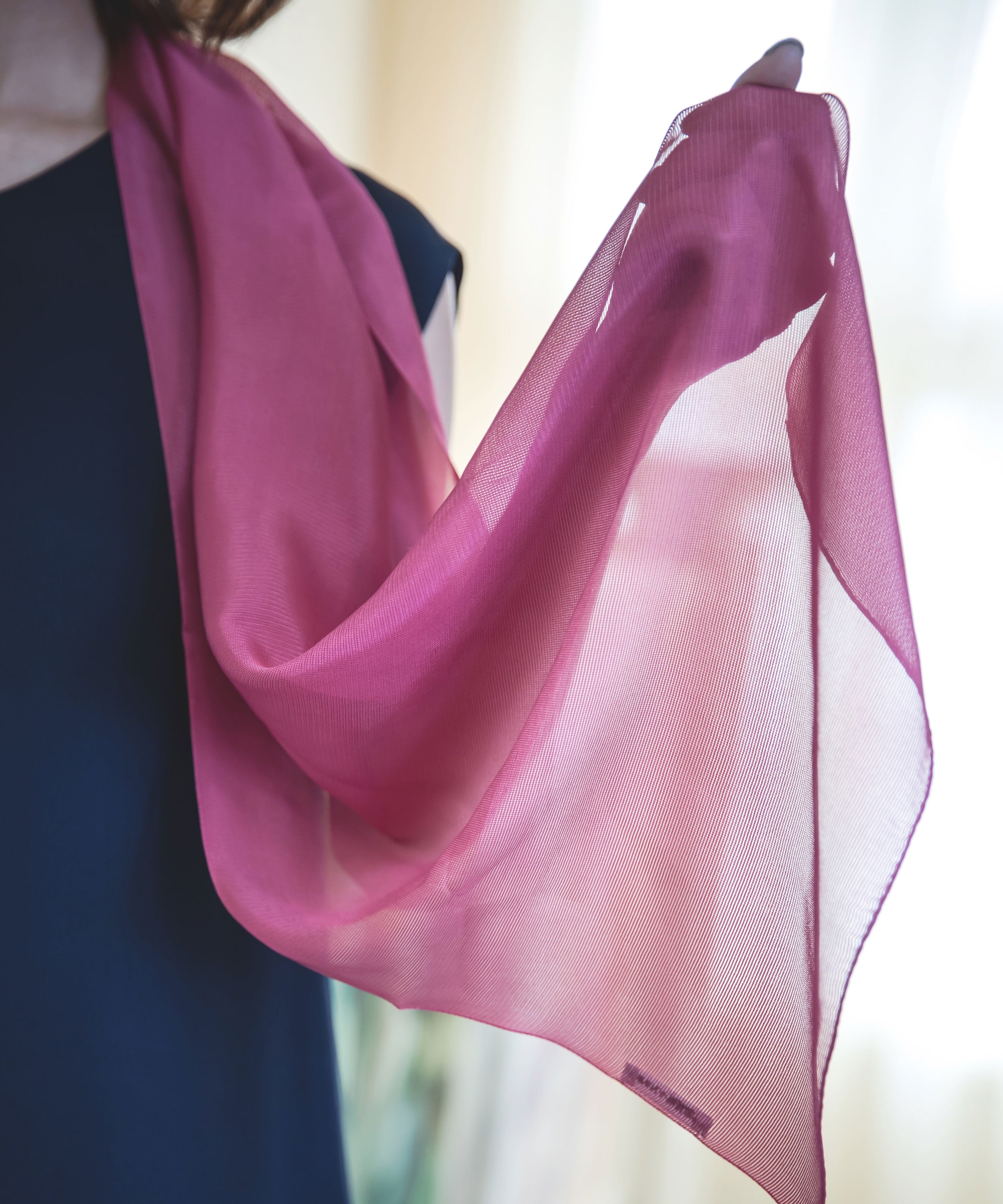 きらめく絽の色無地シルクストール スリム