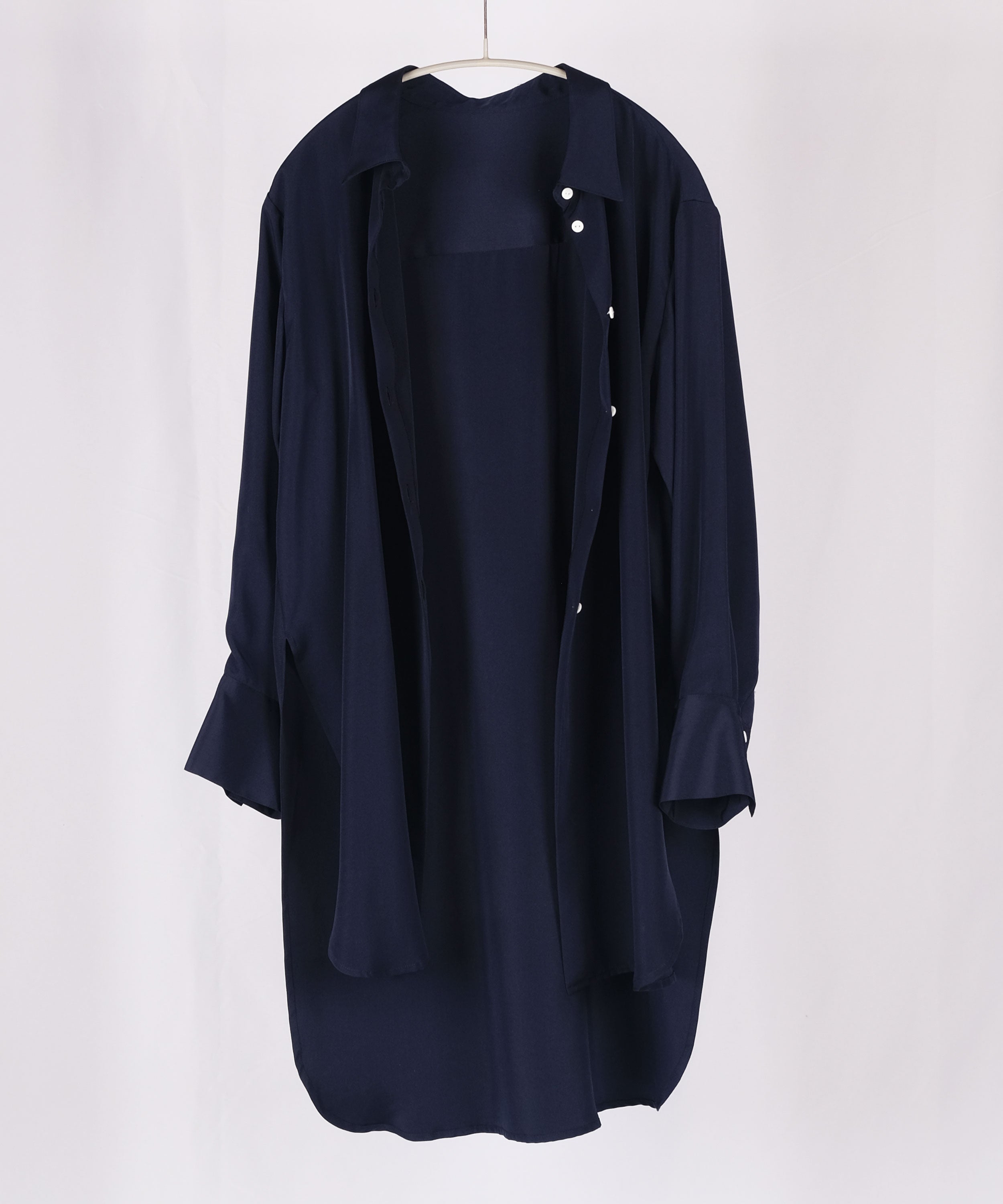 シルクのロングシャツコート