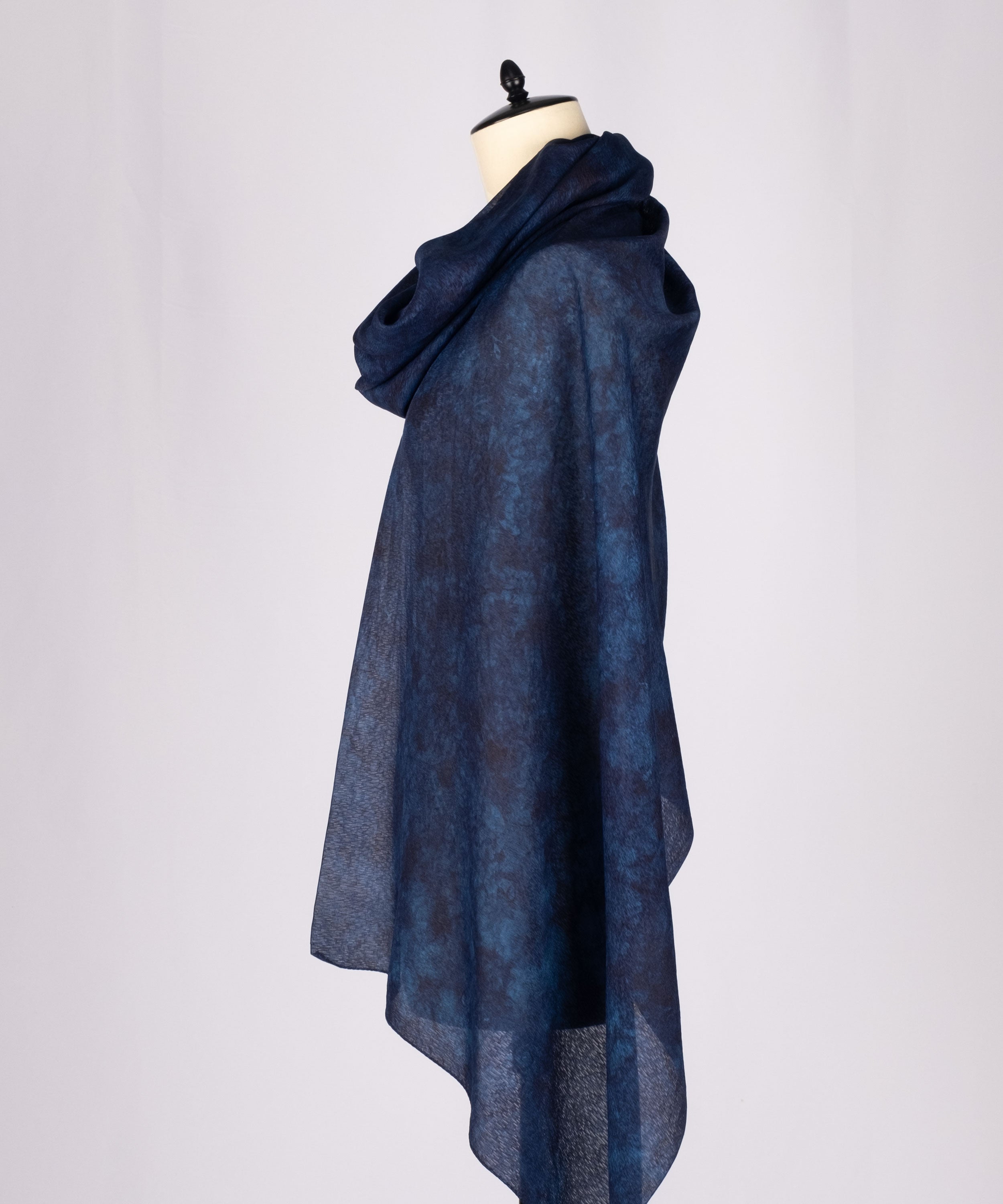 Premium Deep Japan Blue 藍染シルクストール