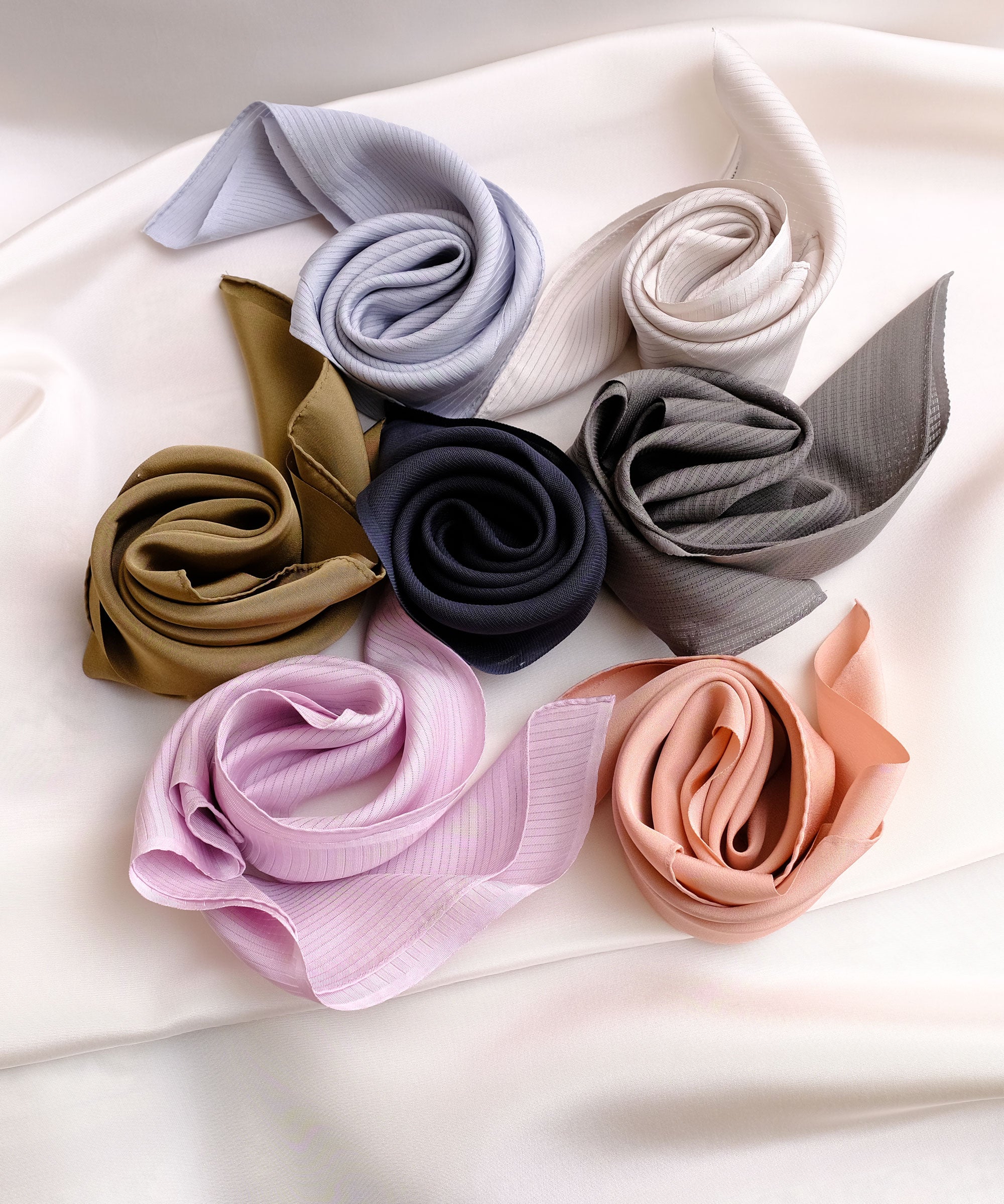 光と風のポケットチーフ